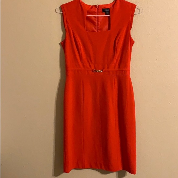 Tahari Dresses & Skirts - Gorgeous Tahari red dress size 4